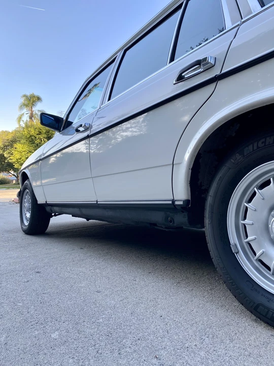 1984 Mercedes-Benz E-Class - Image 27 of 31