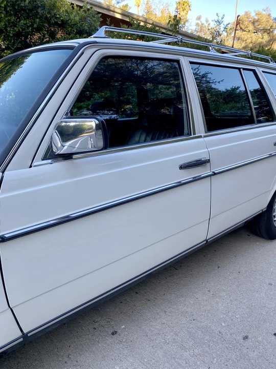 1984 Mercedes-Benz E-Class - Image 21 of 31