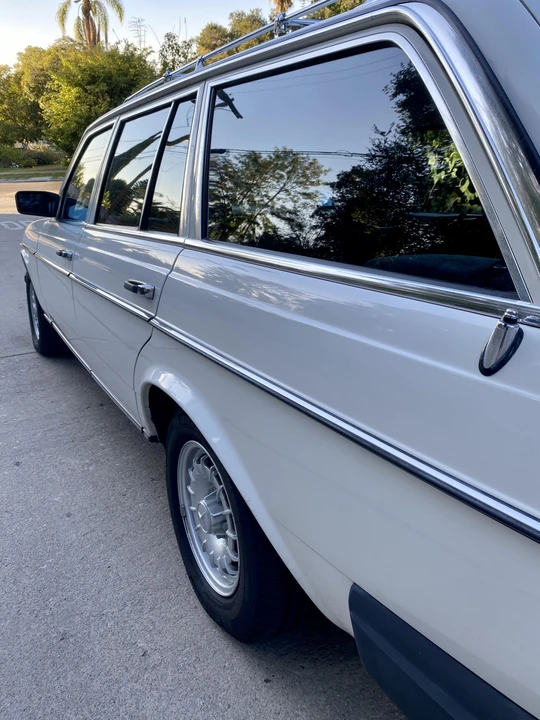 1984 Mercedes-Benz E-Class - Image 30 of 31