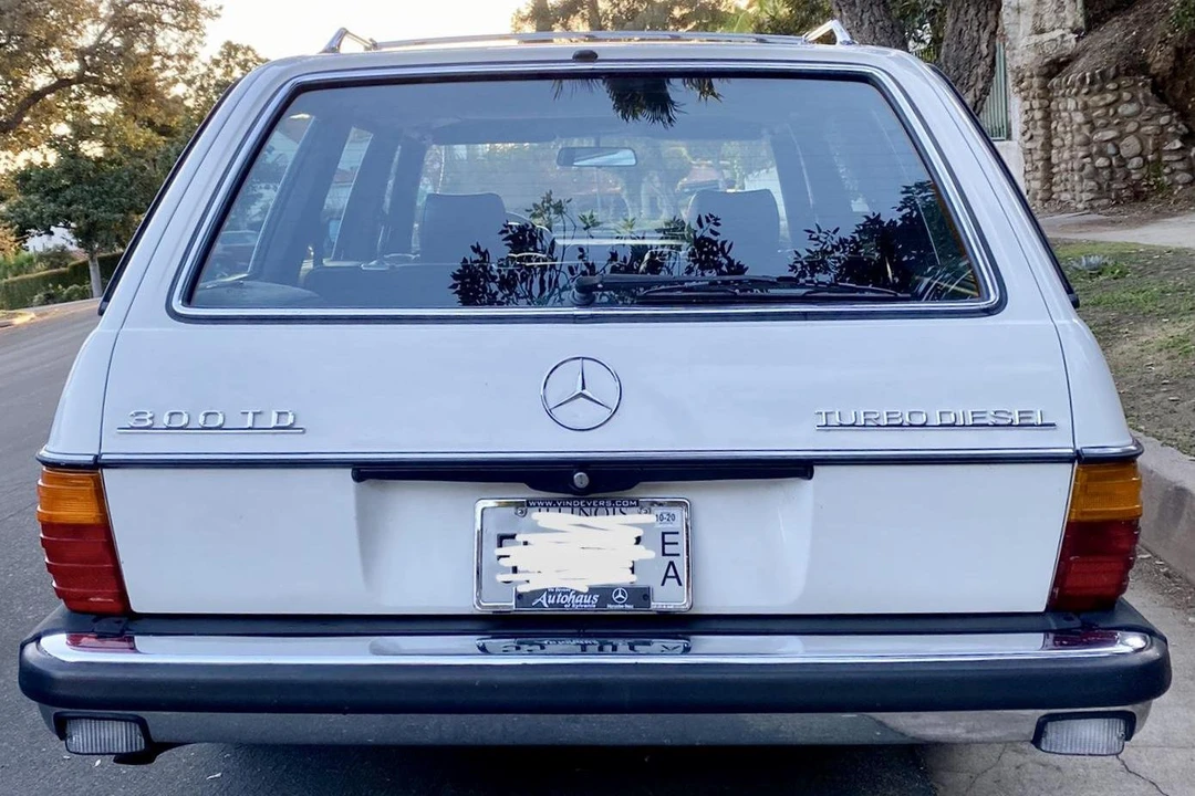 1984 Mercedes-Benz E-Class - Image 5 of 31