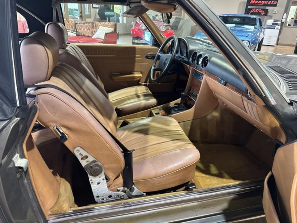 1984 Mercedes-Benz R107 SL-Class - Image 7 of 12