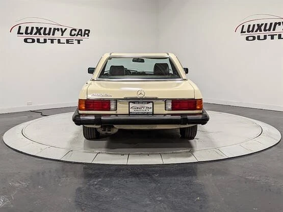 1984 Mercedes-Benz 190E - Image 2 of 20
