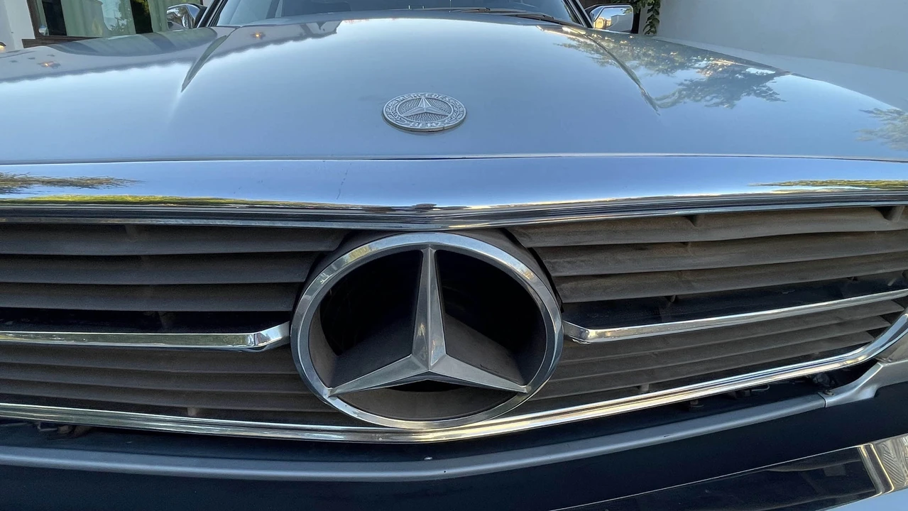 1984 Mercedes-Benz R107 SL-Class - Image 17 of 31