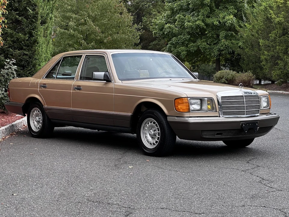 1984 Mercedes-Benz W126 S-Class Sedan - Image 9 of 31
