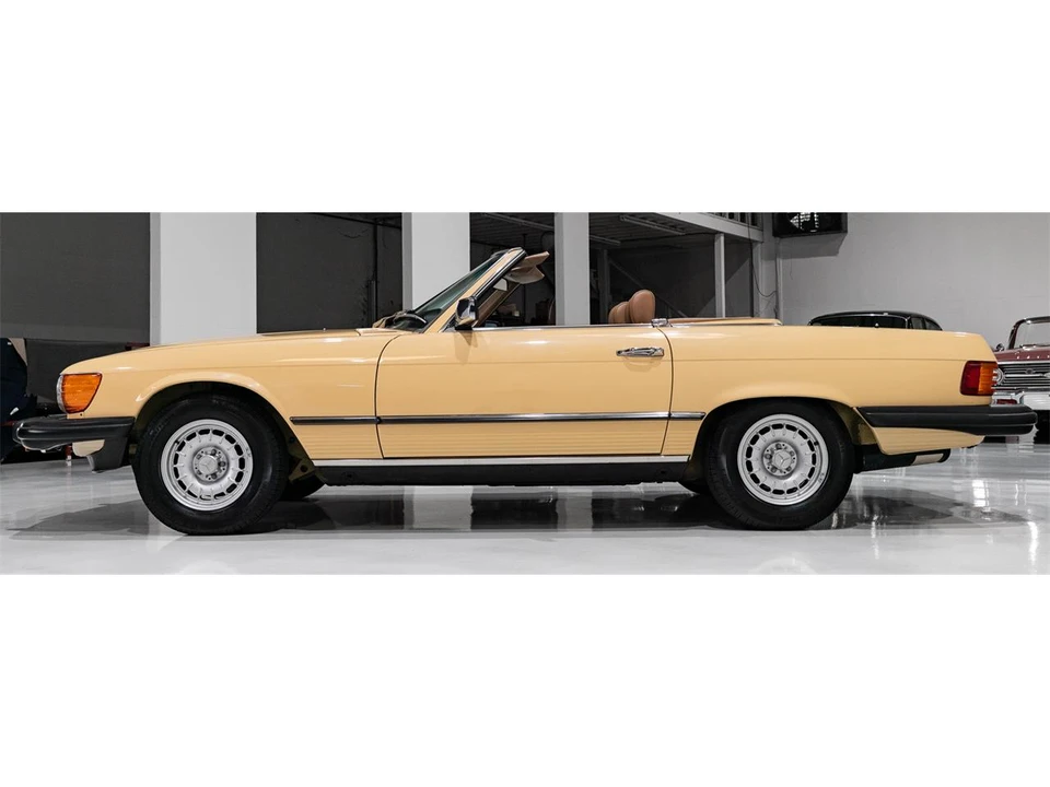 1984 Mercedes-Benz R107 SL-Class - Image 13 of 31