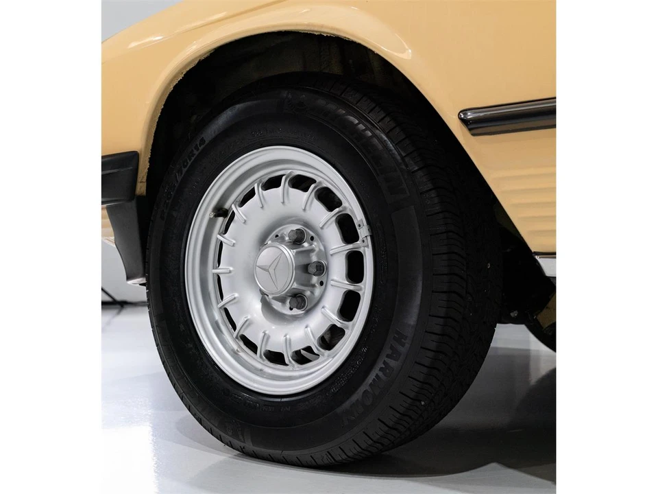 1984 Mercedes-Benz R107 SL-Class - Image 16 of 31