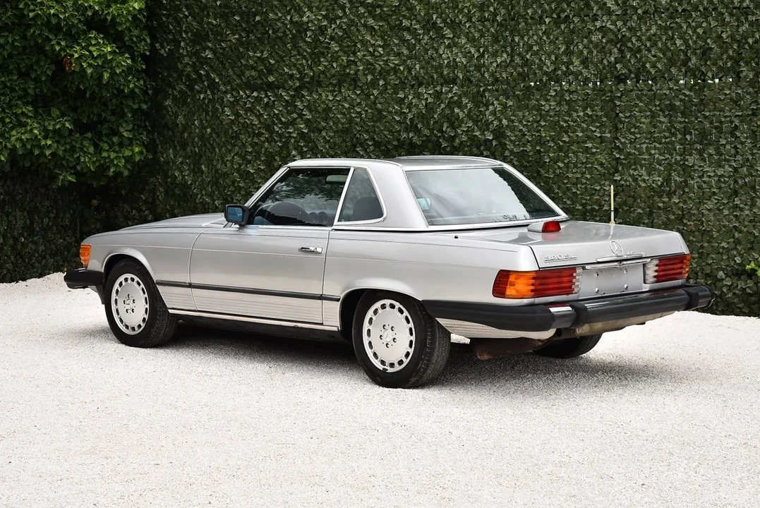 1984 Mercedes-Benz R107 SL-Class - Image 18 of 30