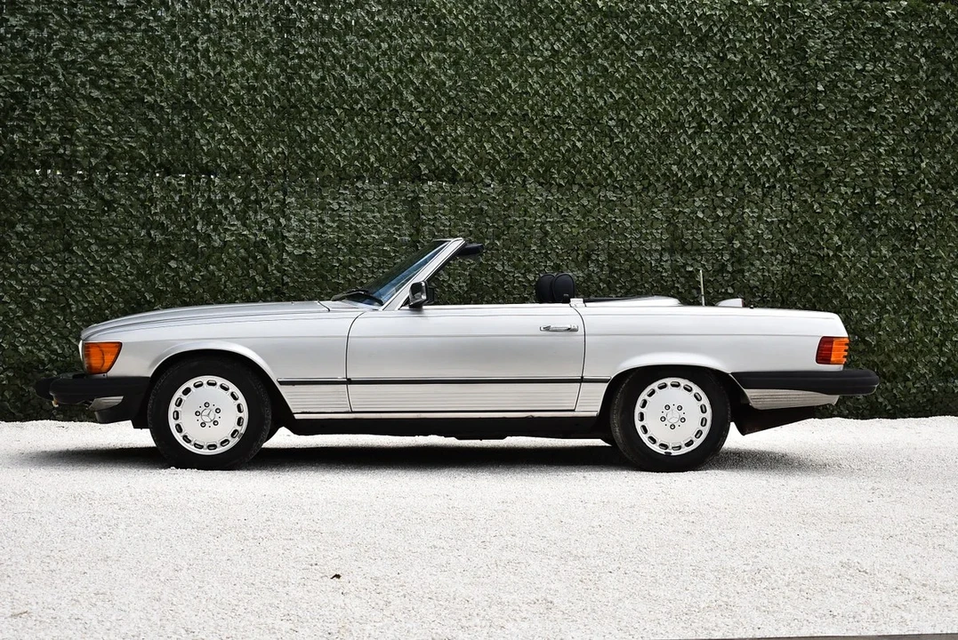 1984 Mercedes-Benz R107 SL-Class - Image 13 of 30