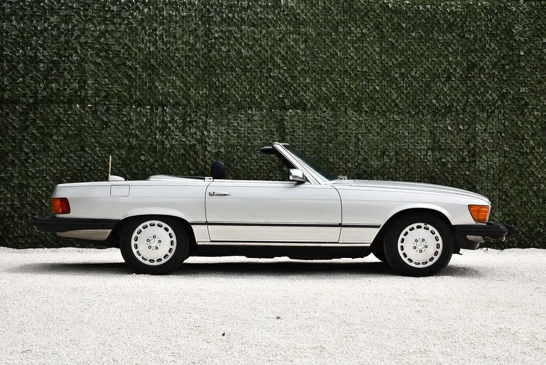 1984 Mercedes-Benz R107 SL-Class - Image 7 of 30