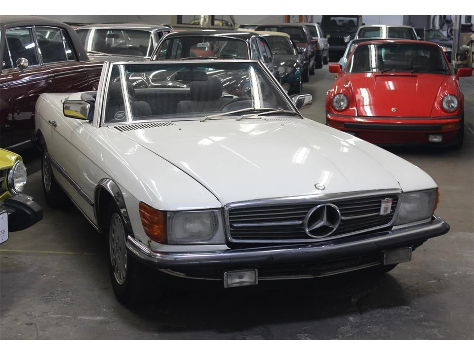 1984 Mercedes-Benz R107 SL-Class - Image 2 of 31