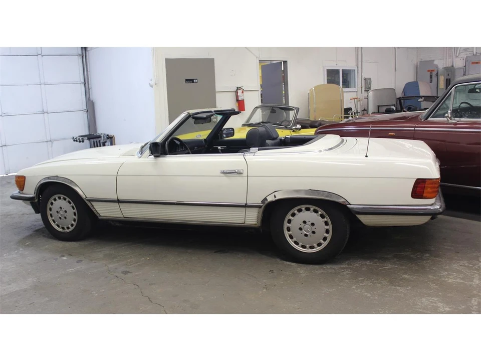 1984 Mercedes-Benz R107 SL-Class - Image 10 of 31