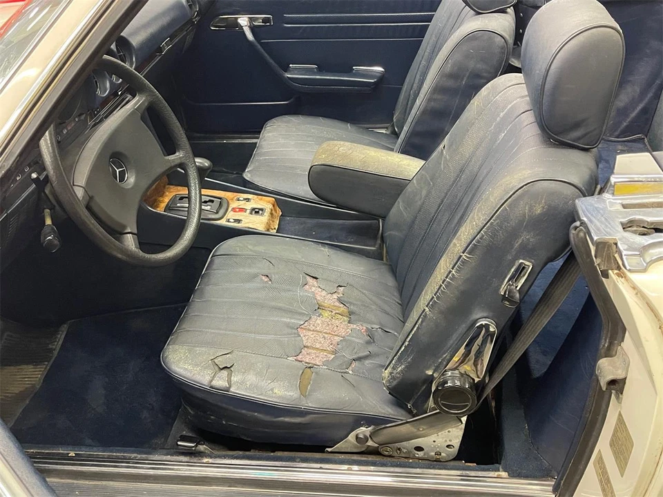 1984 Mercedes-Benz R107 SL-Class - Image 17 of 31