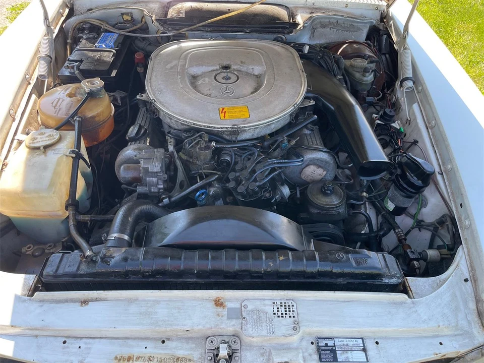 1984 Mercedes-Benz R107 SL-Class - Image 25 of 31
