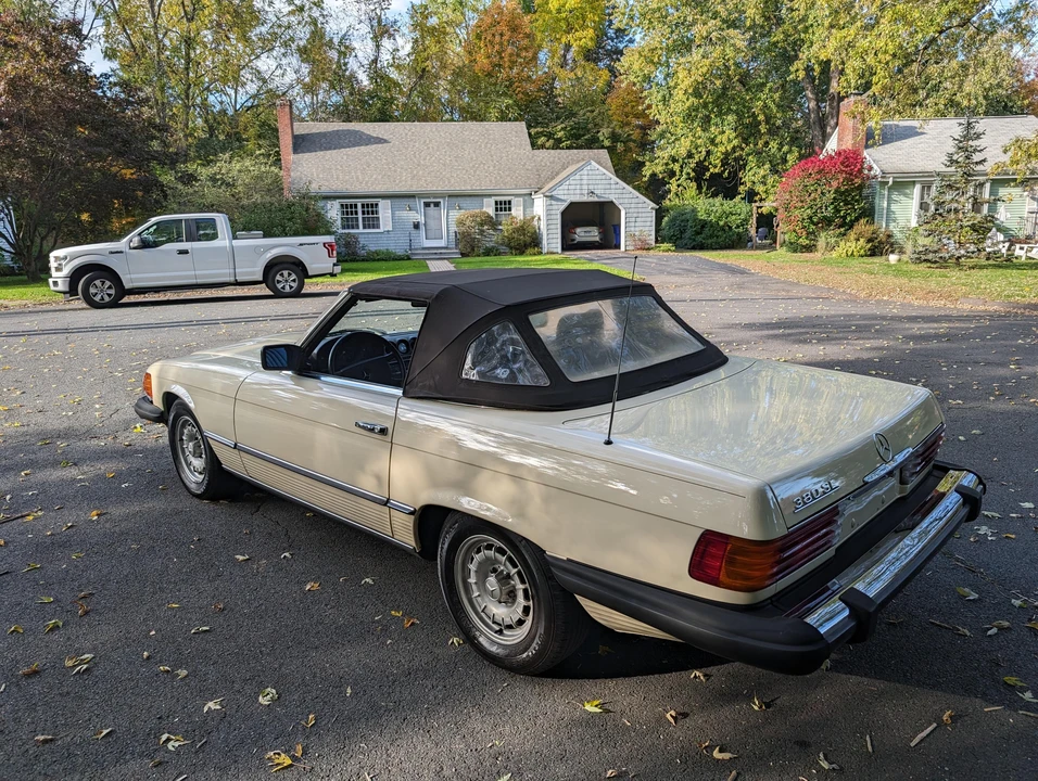 1984 Mercedes-Benz R107 SL-Class - Image 22 of 31