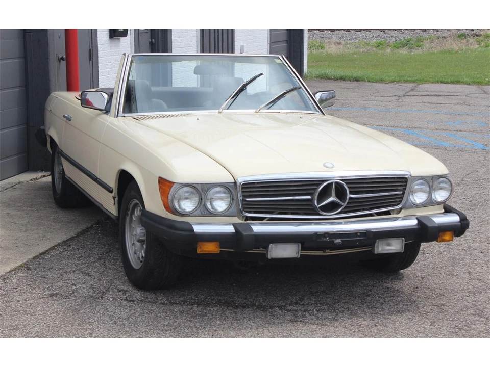 1984 Mercedes-Benz R107 SL-Class - Image 2 of 31