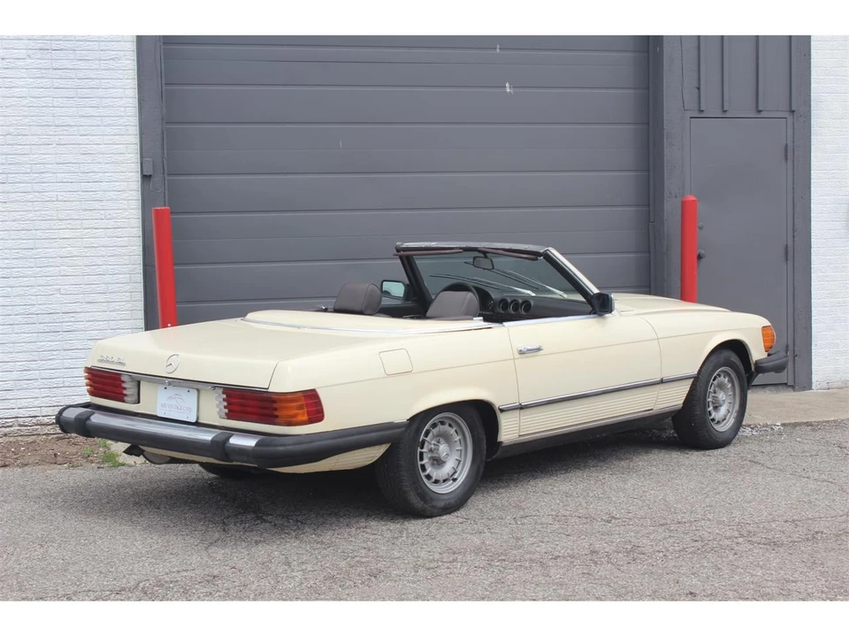 1984 Mercedes-Benz R107 SL-Class - Image 3 of 31