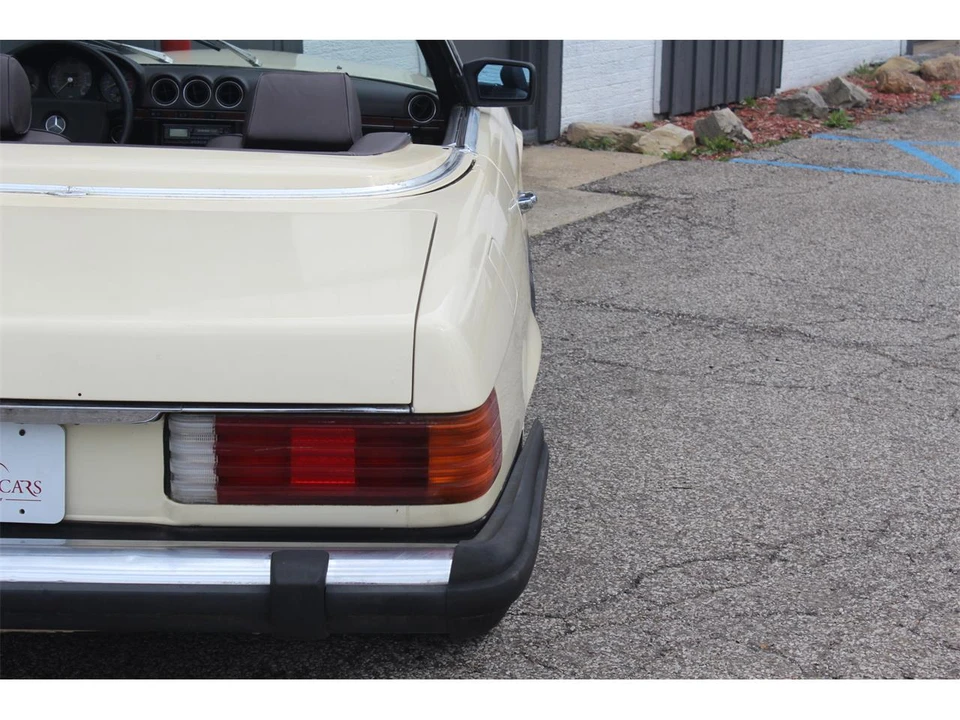 1984 Mercedes-Benz R107 SL-Class - Image 9 of 31