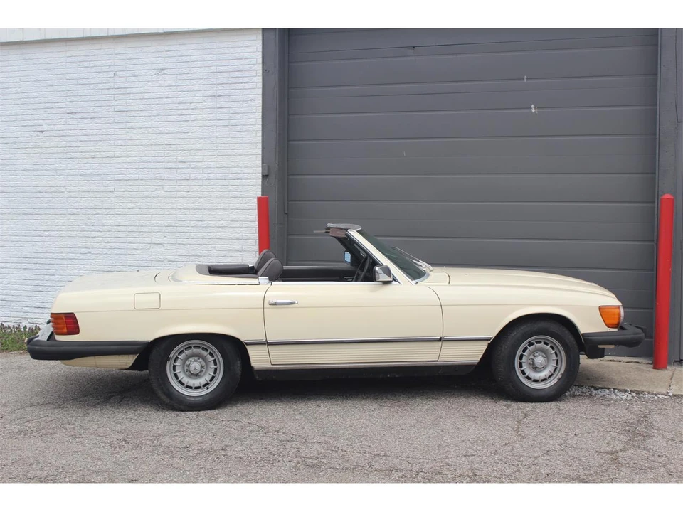 1984 Mercedes-Benz R107 SL-Class - Image 10 of 31