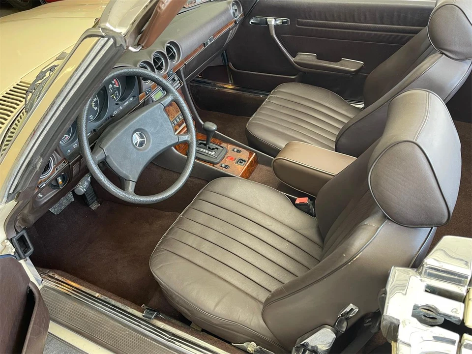 1984 Mercedes-Benz R107 SL-Class - Image 18 of 31