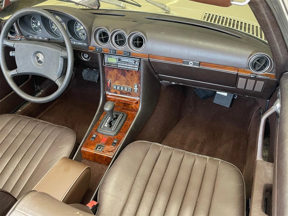 1984 Mercedes-Benz R107 SL-Class - Image 19 of 31