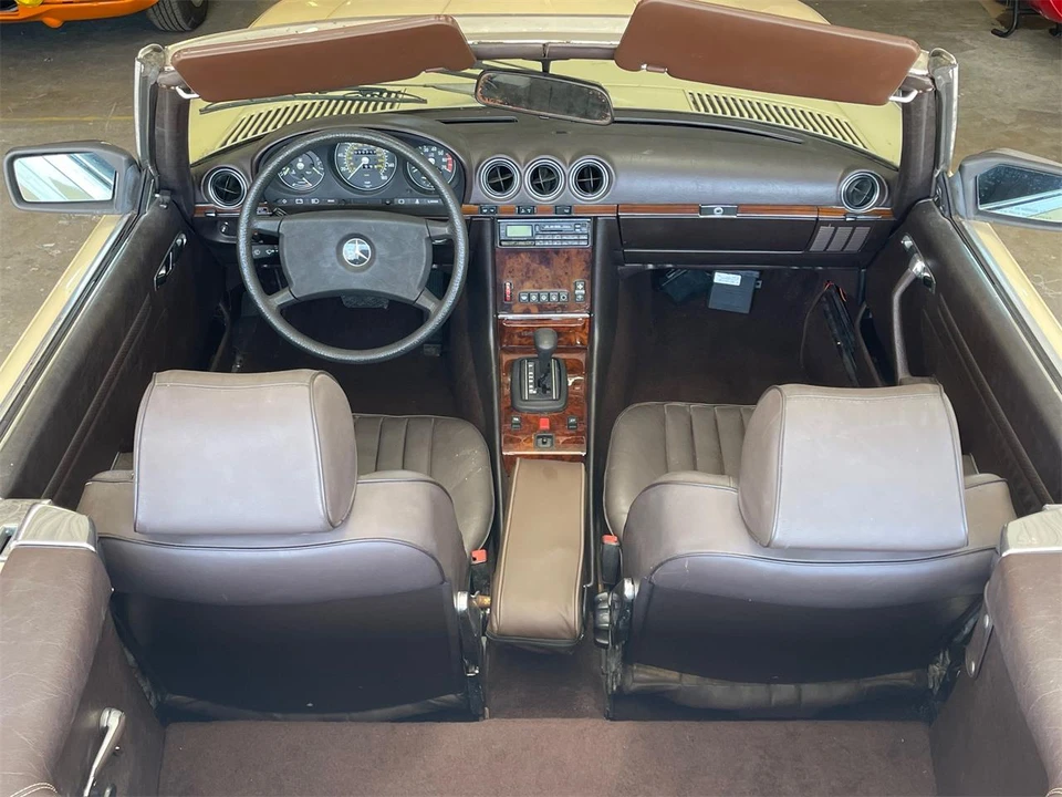 1984 Mercedes-Benz R107 SL-Class - Image 23 of 31