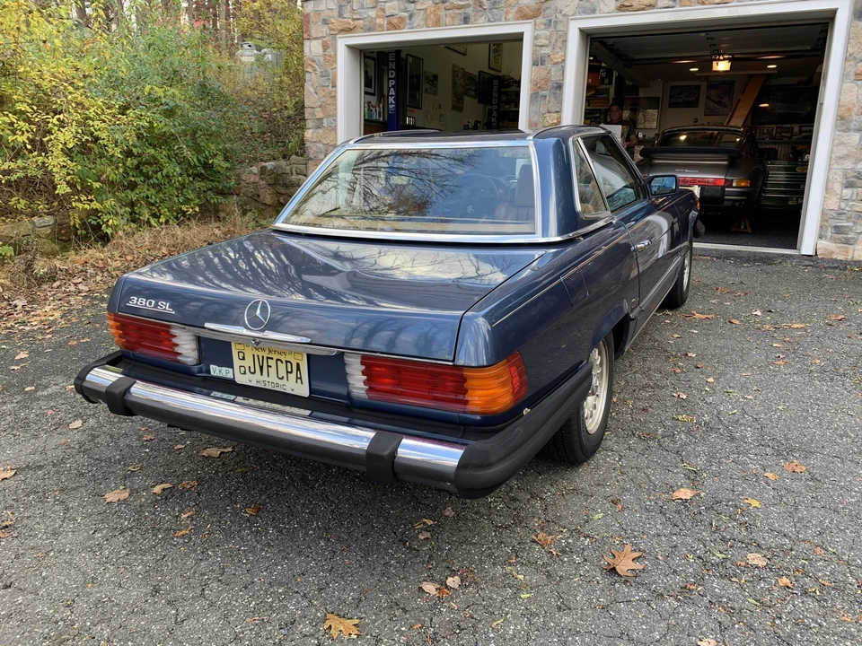 1984 Mercedes-Benz R107 SL-Class - Image 18 of 31