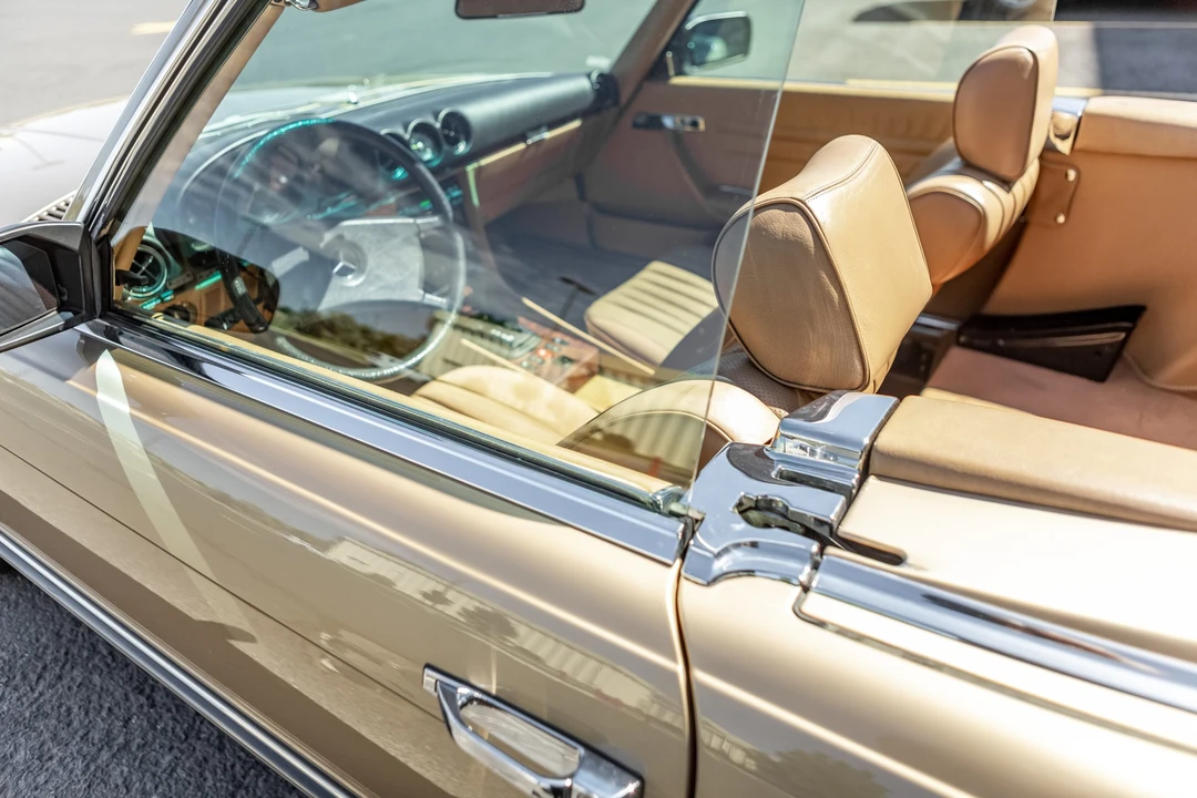 1984 Mercedes-Benz R107 SL-Class - Image 21 of 31