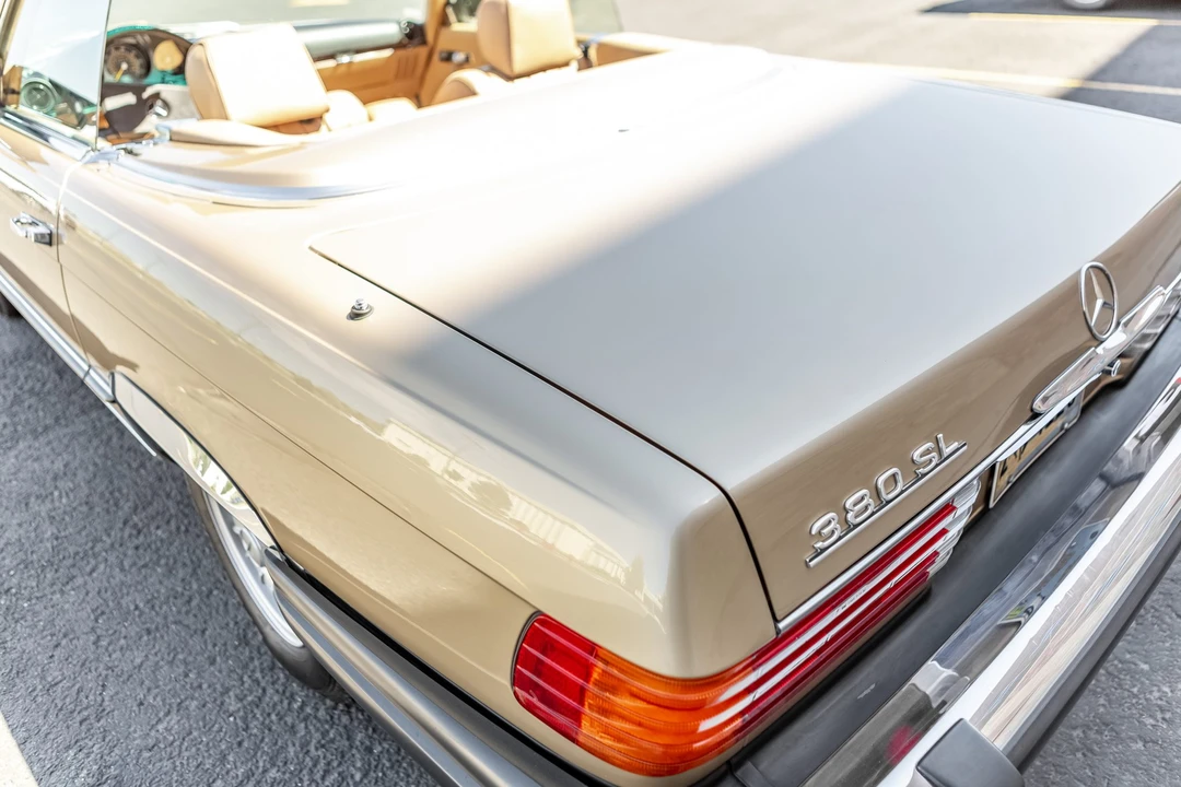 1984 Mercedes-Benz R107 SL-Class - Image 25 of 31