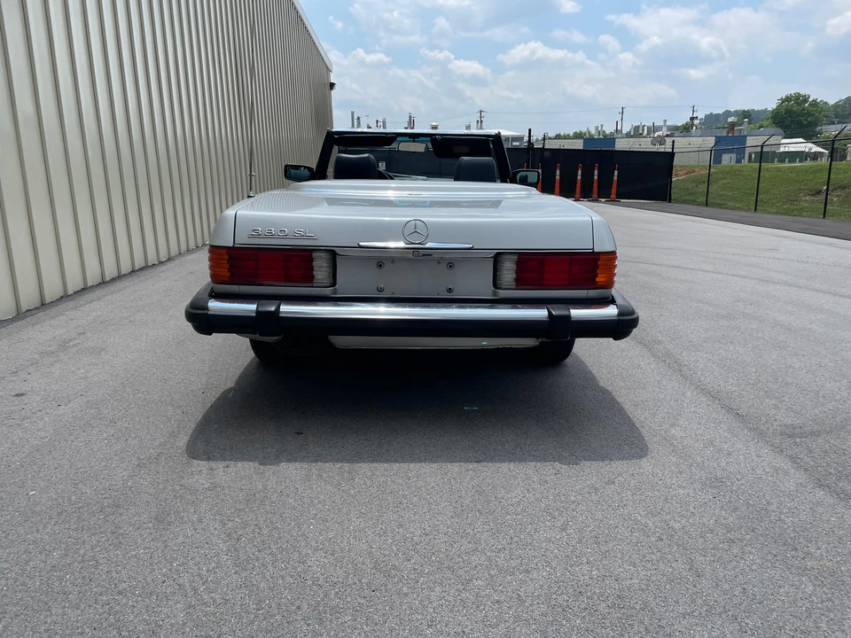 1984 Mercedes-Benz R107 SL-Class - Image 12 of 31