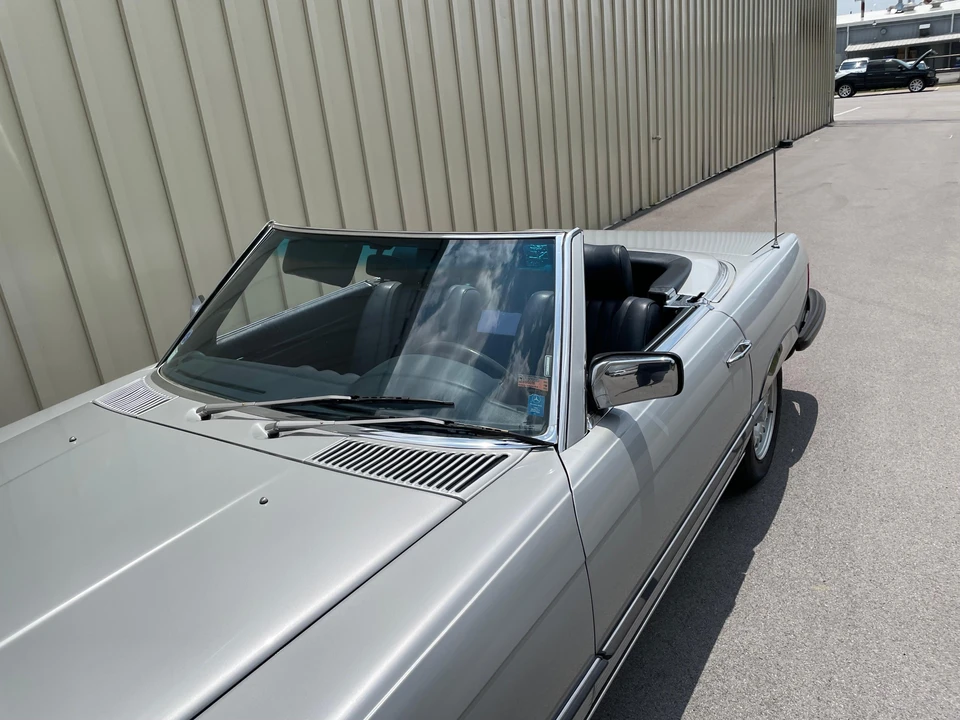 1984 Mercedes-Benz R107 SL-Class - Image 29 of 31