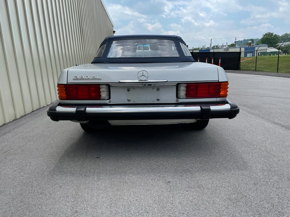 1984 Mercedes-Benz R107 SL-Class - Image 20 of 31