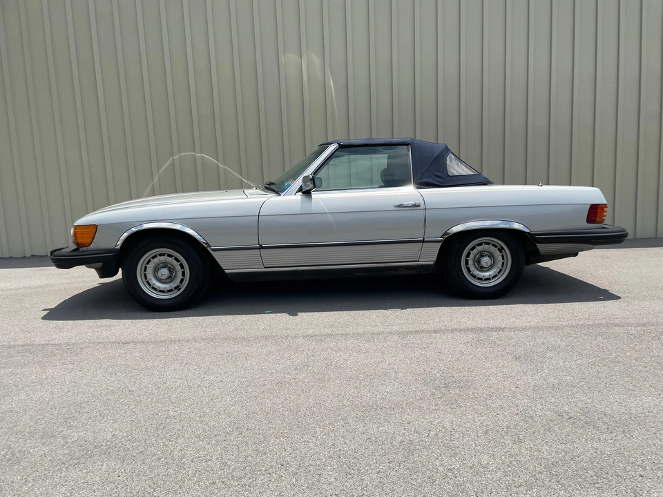 1984 Mercedes-Benz R107 SL-Class - Image 18 of 31