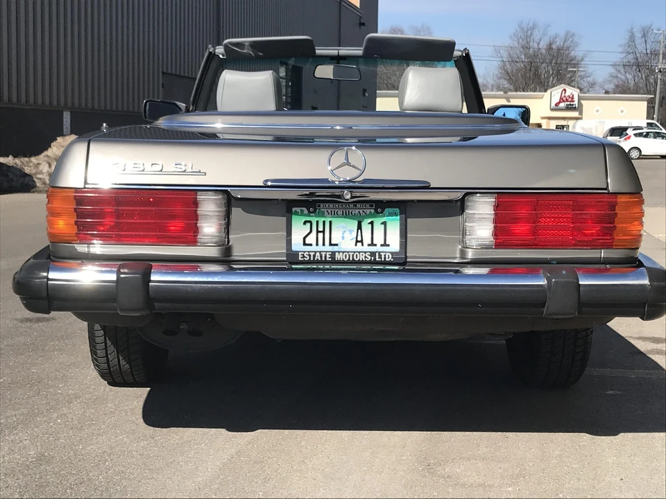 1984 Mercedes-Benz R107 SL-Class - Image 8 of 31