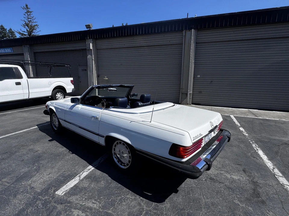 1984 Mercedes-Benz R107 SL-Class - Image 17 of 31