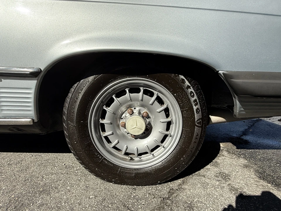 1984 Mercedes-Benz R107 SL-Class - Image 26 of 31