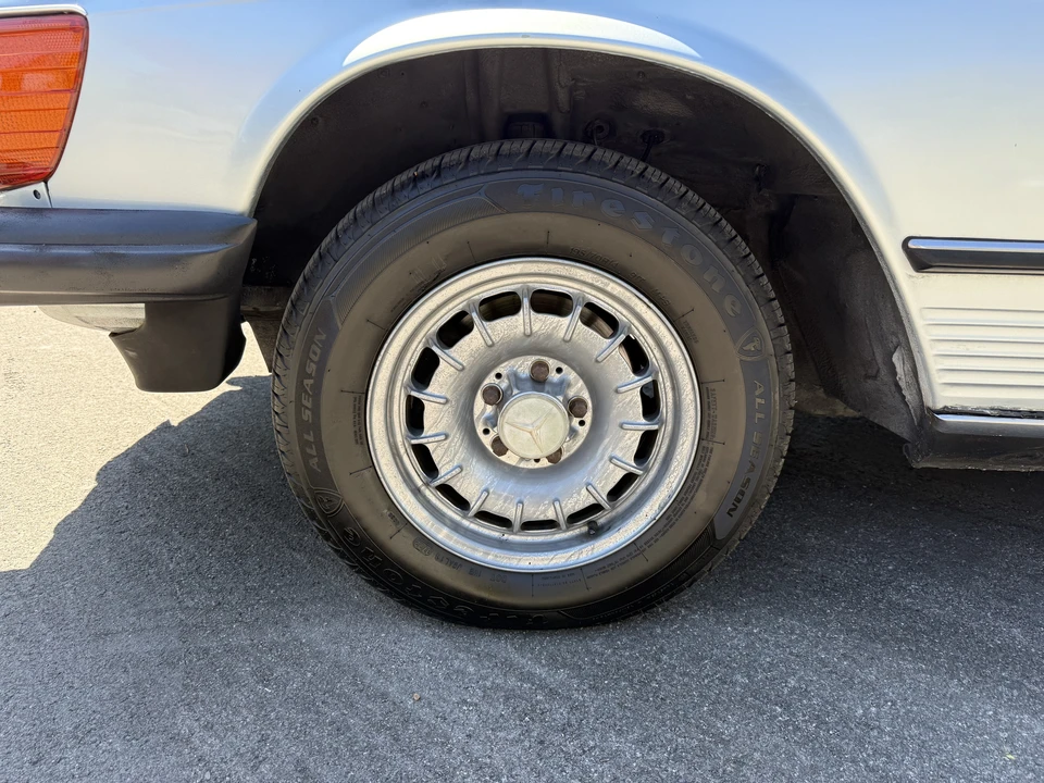 1984 Mercedes-Benz R107 SL-Class - Image 23 of 31