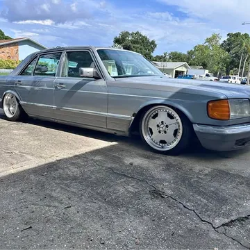 1984 Mercedes-Benz 500 SEL Sedan