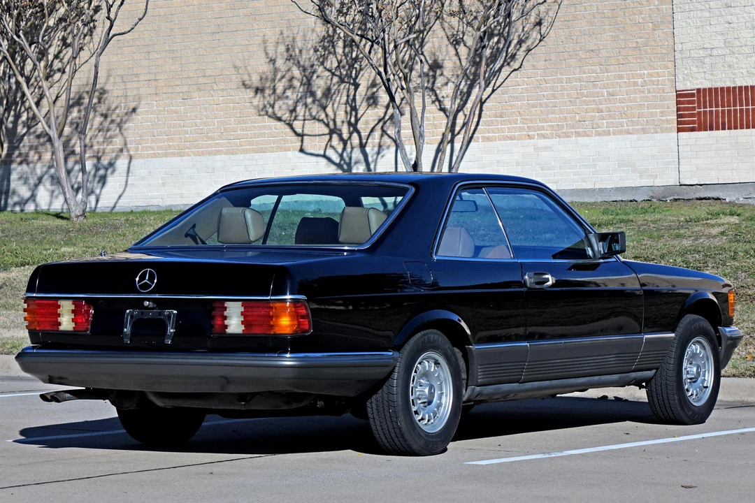 1984 Mercedes-Benz C126 S-Class Coupe - Image 4 of 5