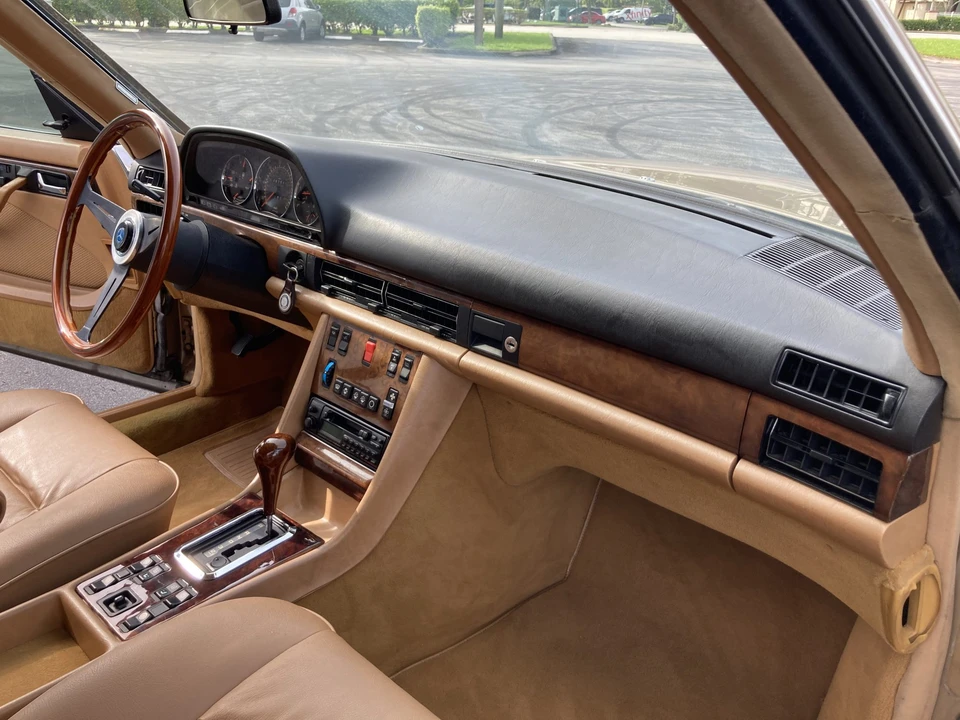 1984 Mercedes-Benz C126 S-Class Coupe - Image 24 of 31