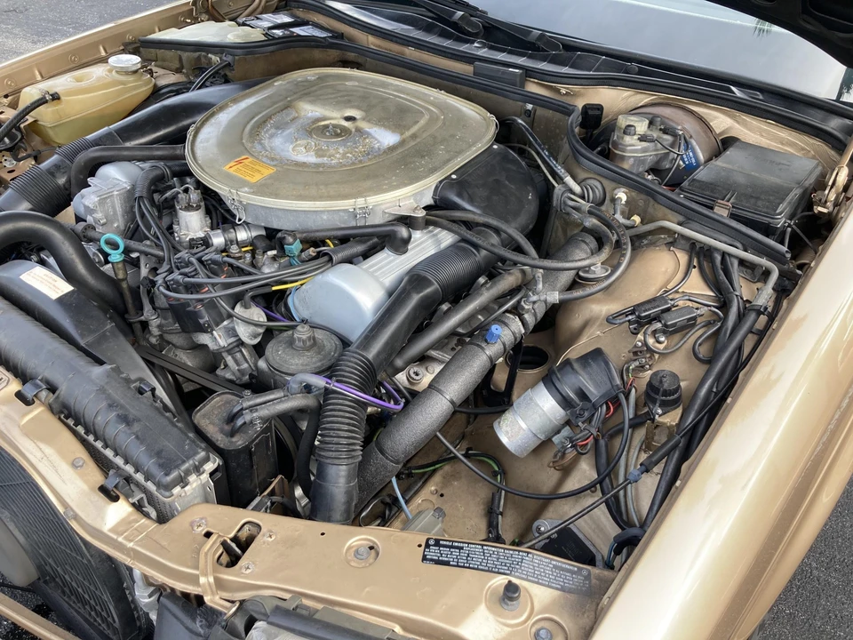 1984 Mercedes-Benz C126 S-Class Coupe - Image 29 of 31