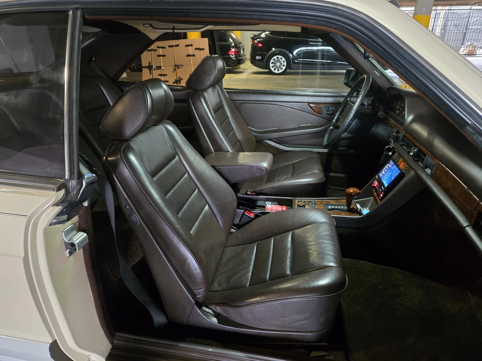 1984 Mercedes-Benz C126 S-Class Coupe - Image 30 of 31