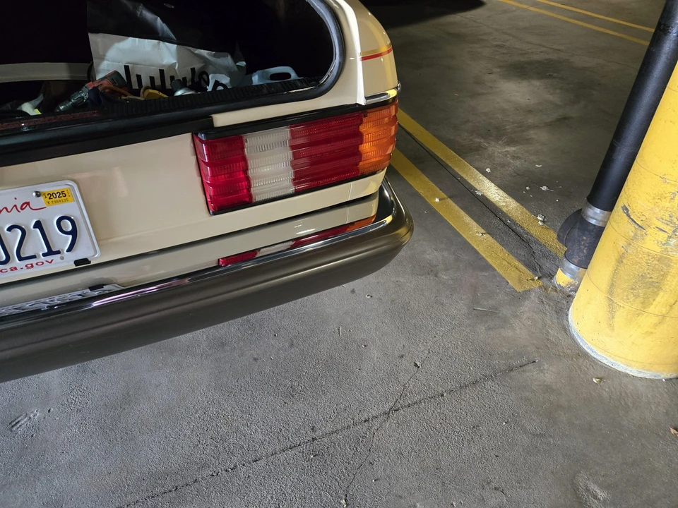 1984 Mercedes-Benz C126 S-Class Coupe - Image 18 of 31