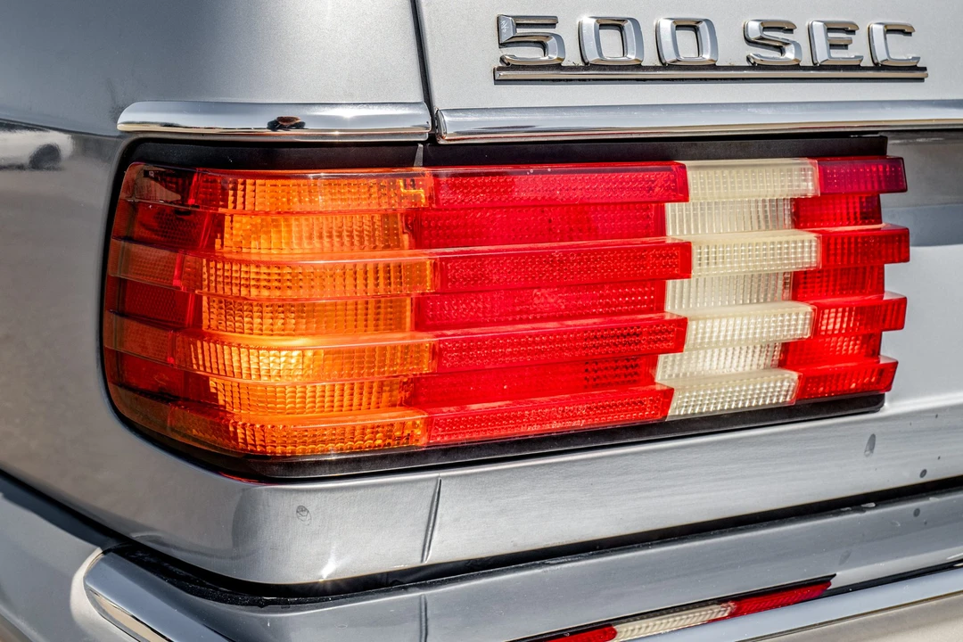 1984 Mercedes-Benz C126 S-Class Coupe - Image 16 of 31