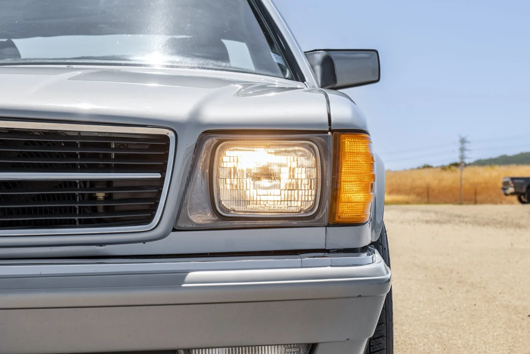 1984 Mercedes-Benz C126 S-Class Coupe - Image 11 of 31