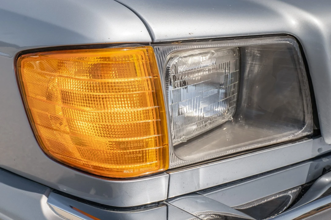1984 Mercedes-Benz C126 S-Class Coupe - Image 12 of 31