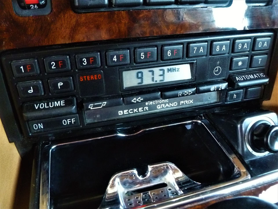 1984 Mercedes-Benz W126 S-Class Sedan - Image 21 of 31