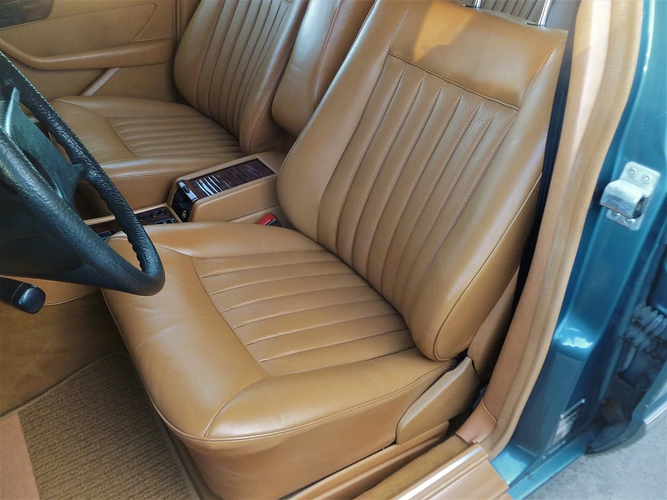 1984 Mercedes-Benz W126 S-Class Sedan - Image 25 of 31
