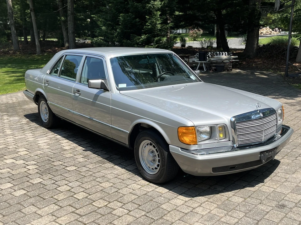 1984 Mercedes-Benz W126 S-Class Sedan - Image 15 of 31