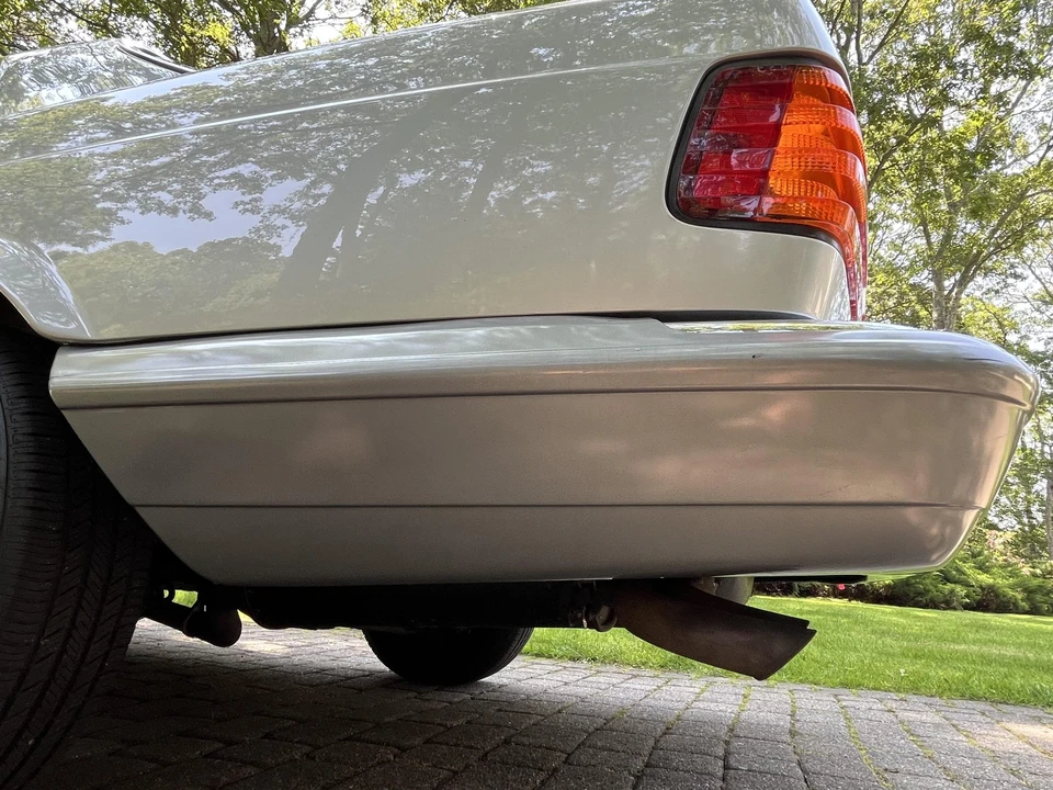 1984 Mercedes-Benz W126 S-Class Sedan - Image 29 of 31