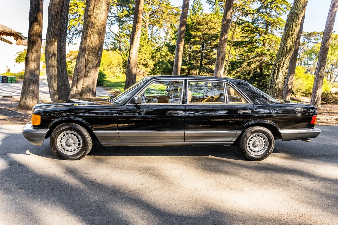 1984 Mercedes-Benz W126 S-Class Sedan - Image 15 of 31